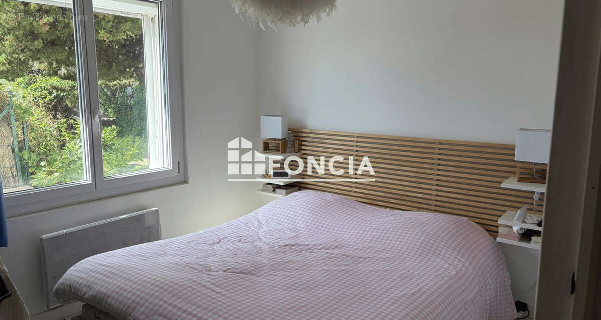 Appartement à SIX-FOURS-LES-PLAGES