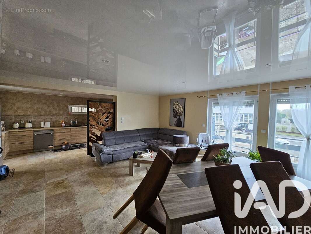 Photo 6 - Maison à SAINT-QUENTIN