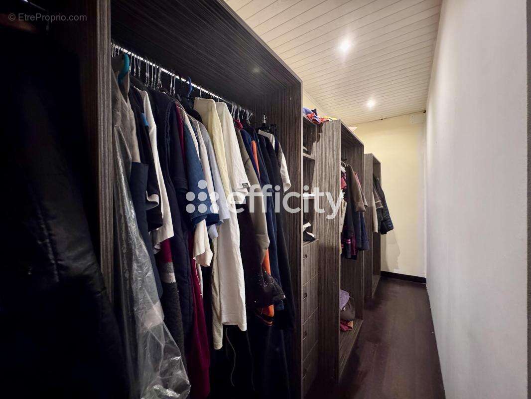 Maison 182 m² à Origne  - photo 6