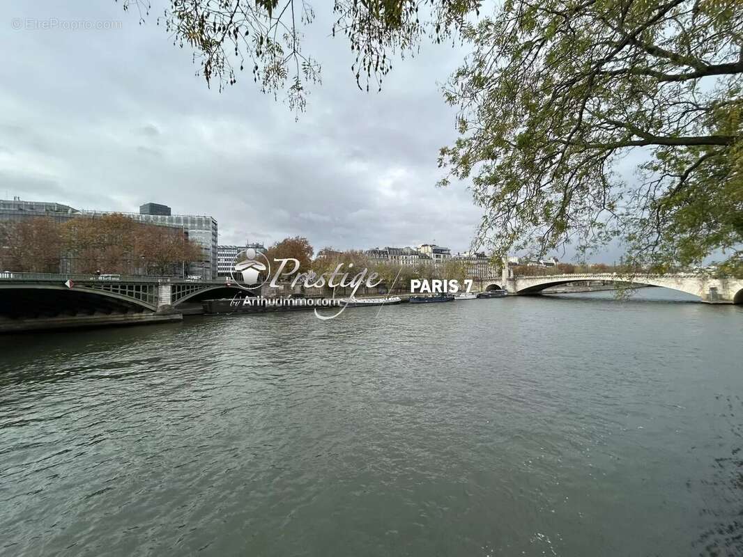 Appartement à PARIS-4E