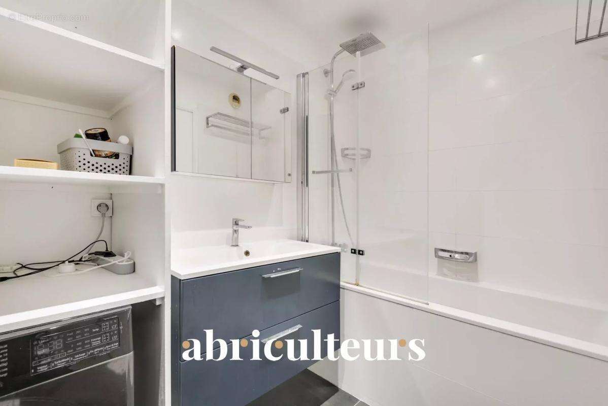 Appartement à ISSY-LES-MOULINEAUX