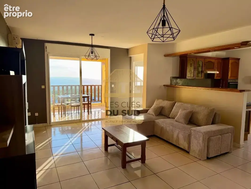 A vendre - appartement de type t3 de 74 m2 environ - saint-joseph - 159 000 € - photo 2