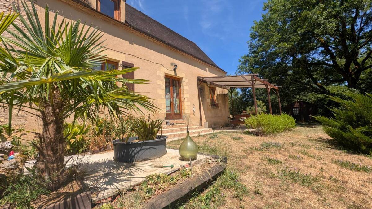 Maison à LE BUGUE