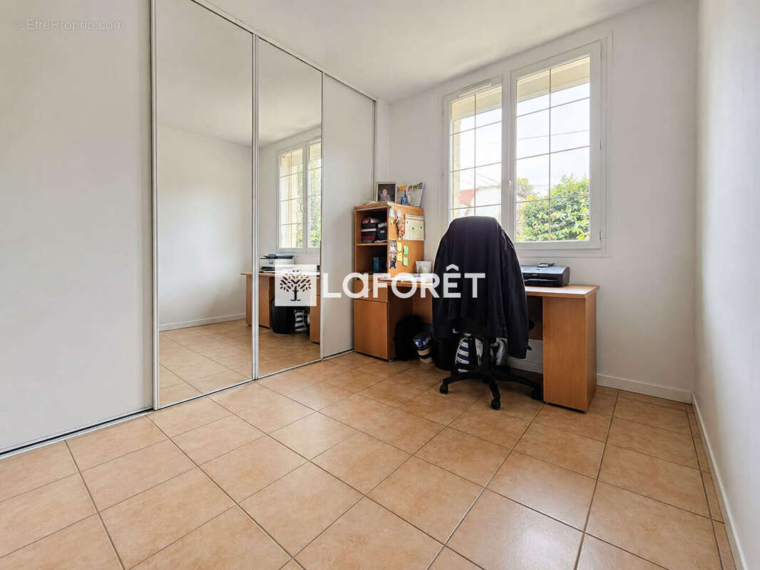 Maison Hondainville 7 pièce(s) 135 m2 - photo 6