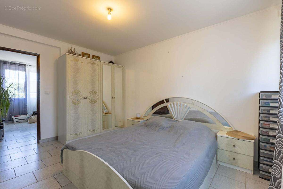 Maison Romorantin Lanthenay 6 pièce(s) 127 m2 - photo 9
