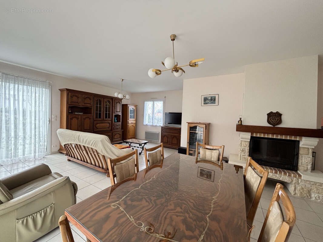 Maison à LE GIROUARD