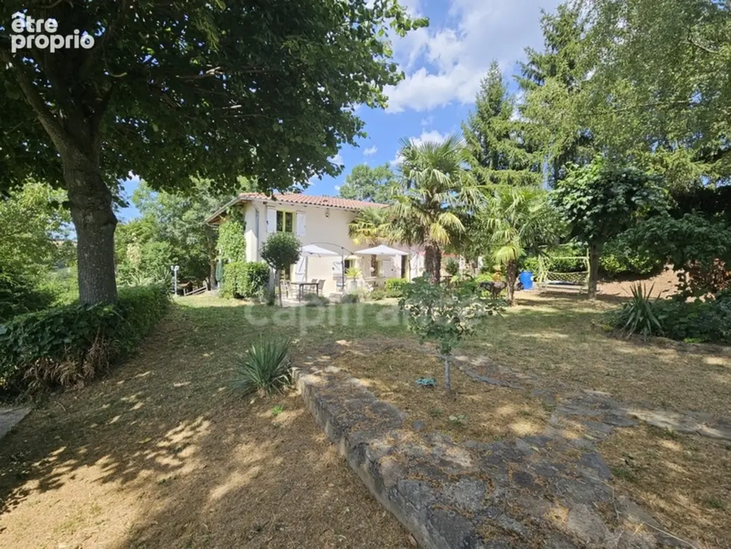 Maison individuelle, 3 chambres, 2254m2 de jardin clos, arboré et aménagé, au calme, pas de voisinage proche, exposée sud, 1h de - photo 2