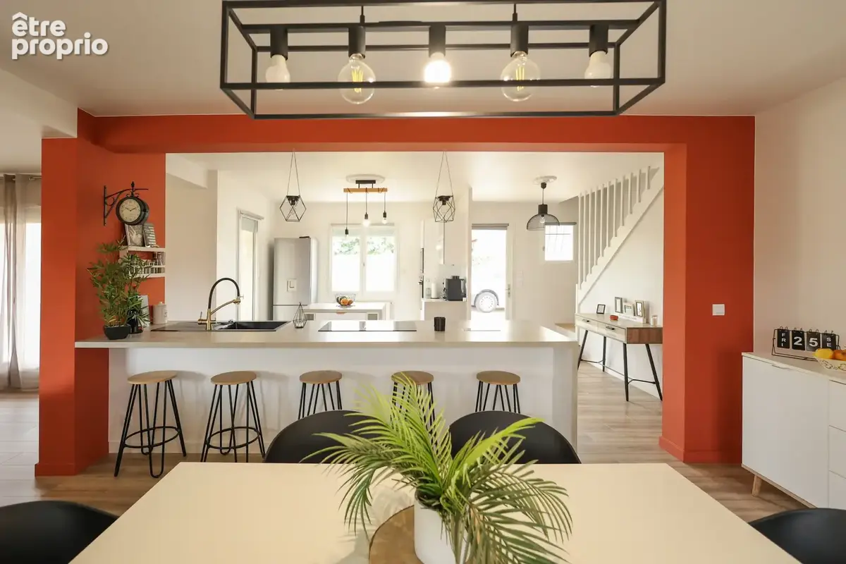 Plus de 150 m2, un état exceptionnel, des volumes généreux .  MÉZÉRIAT   349 000 € - photo 3