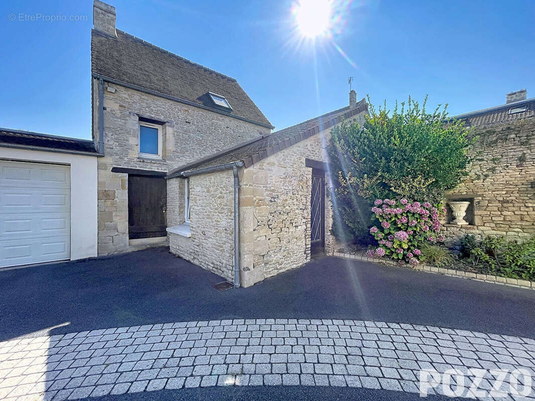 Maison à BENOUVILLE