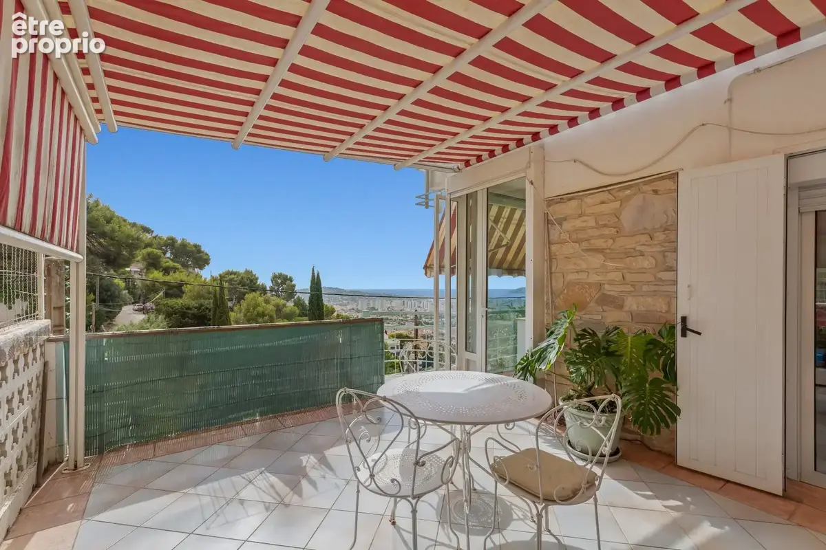 Maison 181 m² à Toulon  - photo 8
