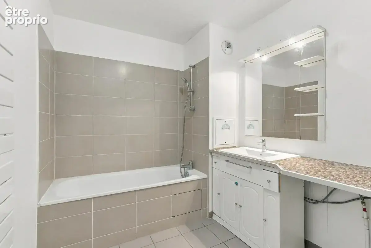 Appartement de 4 pièces de 65 m² à Aubervilliers - photo 10