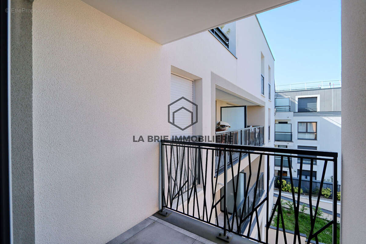 Appartement à CHENNEVIERES-SUR-MARNE