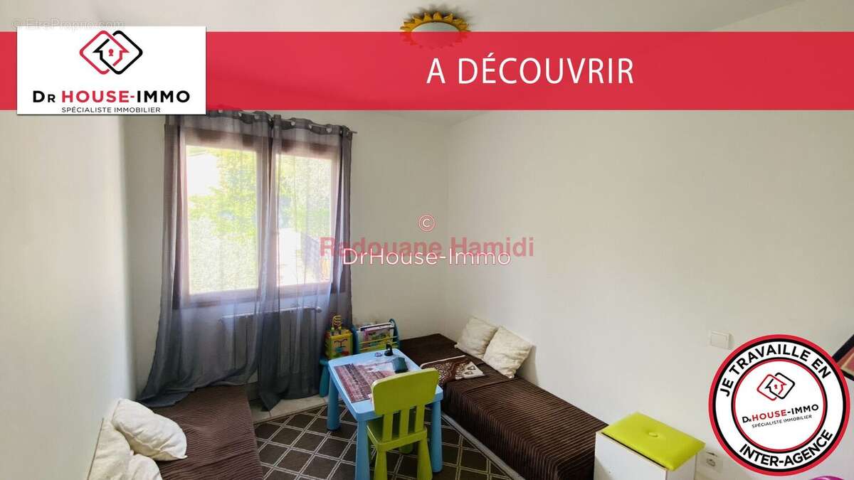 Maison à TOURRETTES