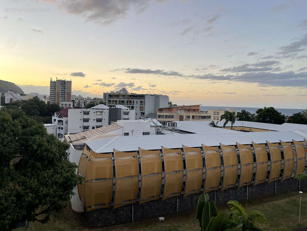 Appartement à SAINT-DENIS
