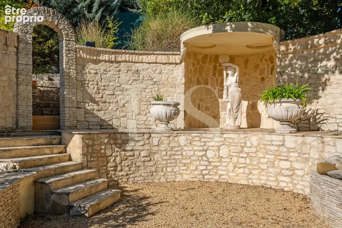 Maison de caractère avec vue sur le château Comtal   Vaison-la-Romaine. - photo 6