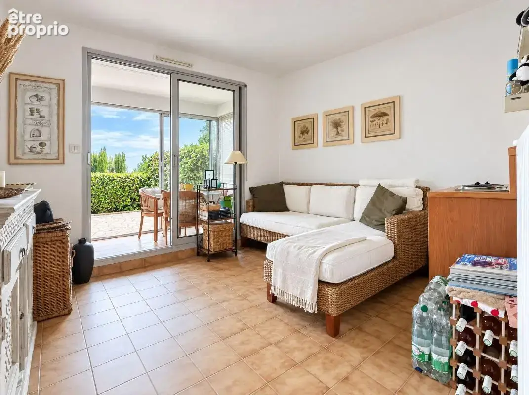 Appartement À Vendre - photo 2
