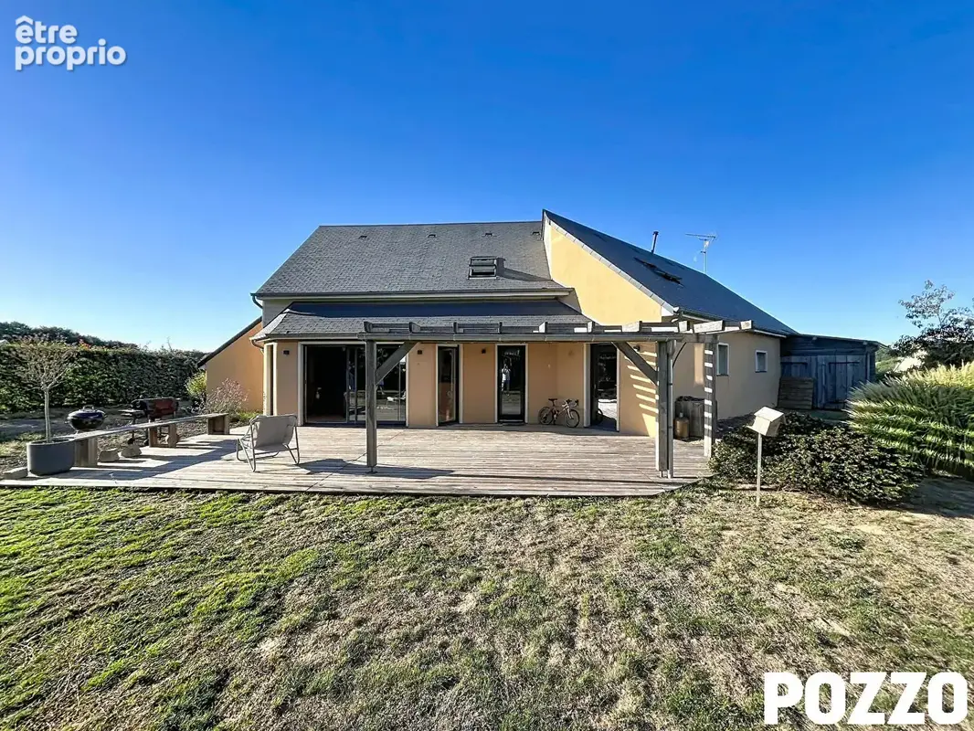 A VENDRE - Isigny le Buat - Maison en ossature bois de 135 m² avec terrain de 3 000 m² - photo 18