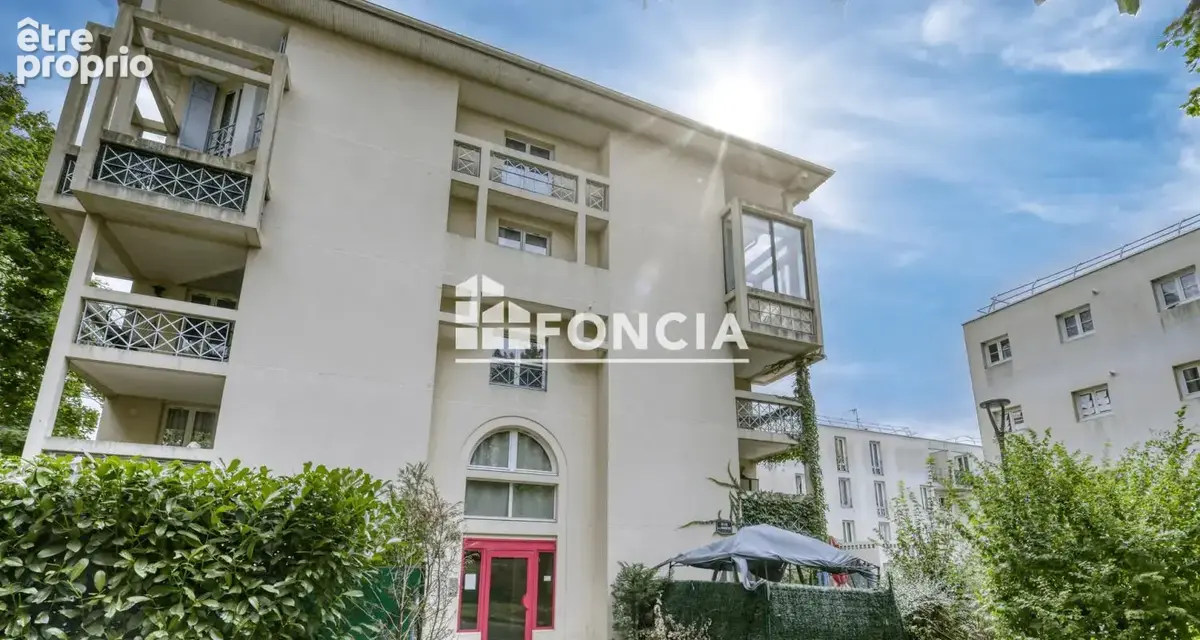 Cergy st christophe – f2 possible f3, 54 m² + grande terrasse + cave et parking sous sol - photo 10