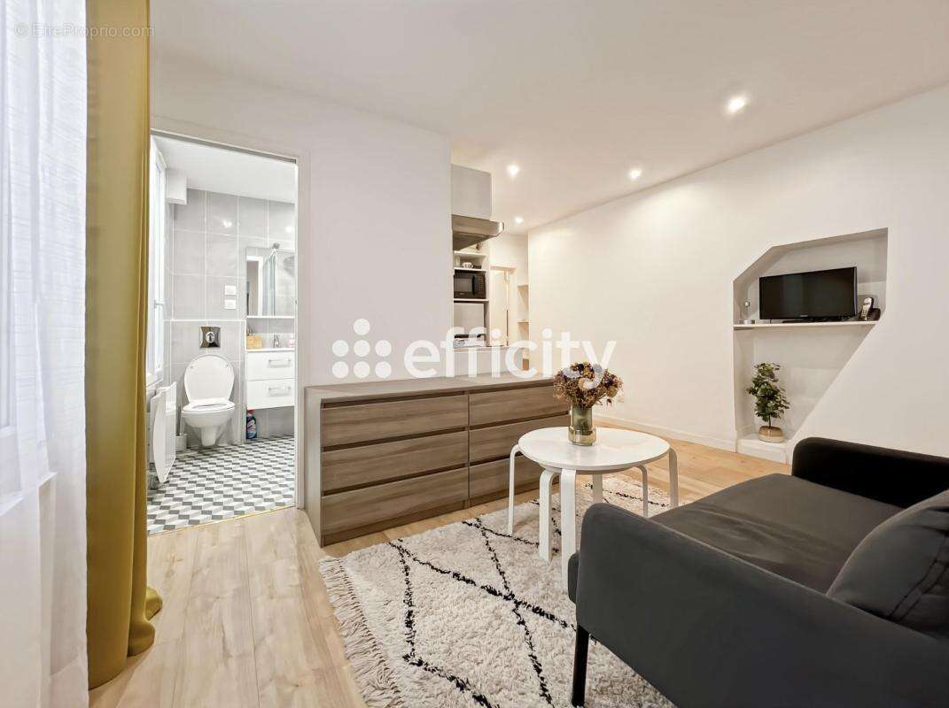 Appartement à PARIS-3E