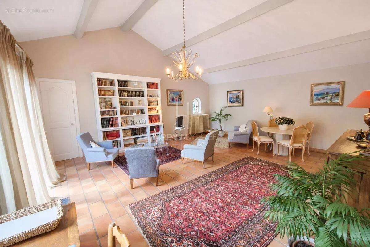 Maison à SAINT-REMY-DE-PROVENCE