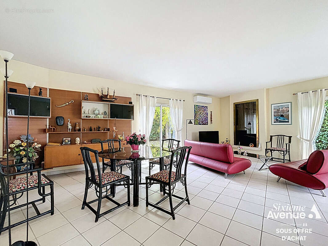 Maison à SAINT-SYMPHORIEN-D&#039;OZON