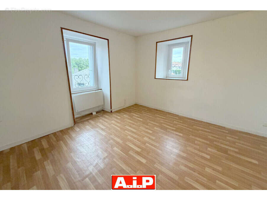Maison à ANTIGNY