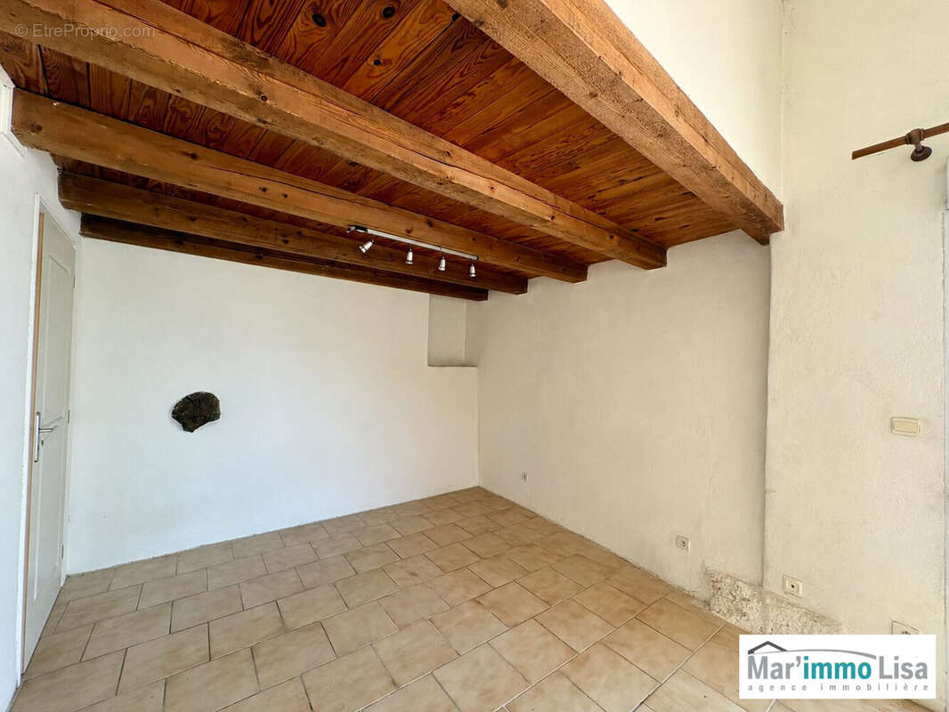 Appartement 36 m² à Mallemort  - photo 8