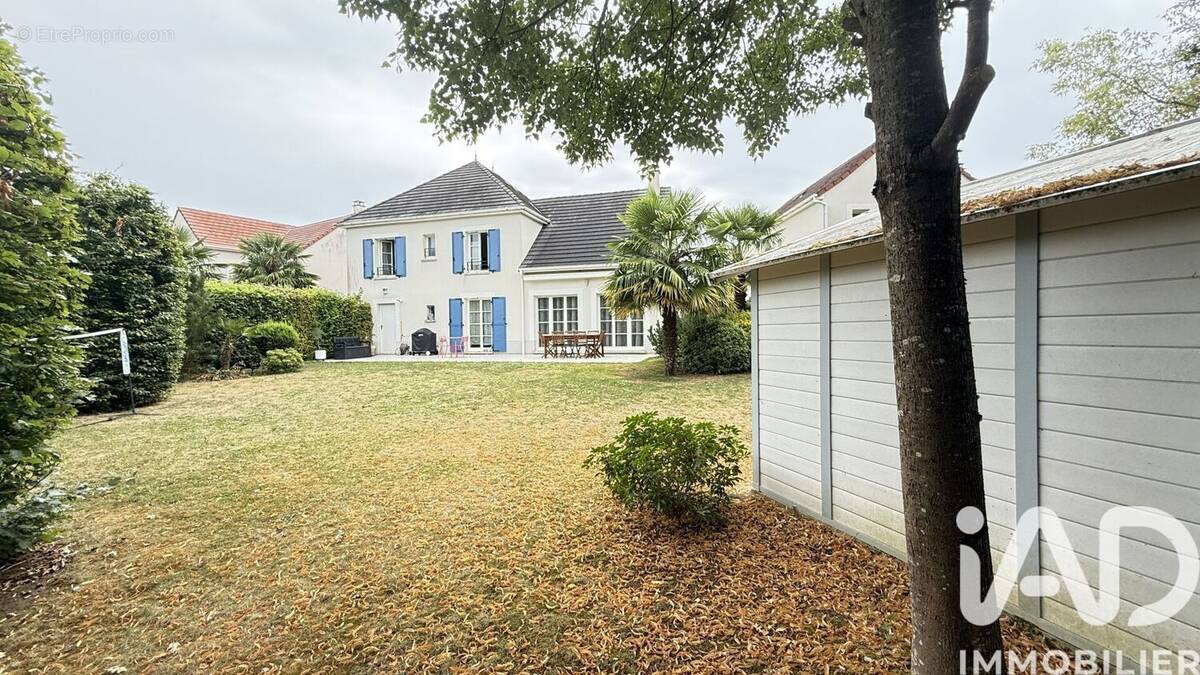 Photo 1 - Maison à CESSON