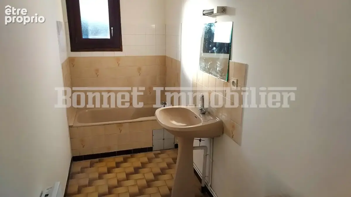 Appartement T2 à Nyons - Jolie vue - photo 7
