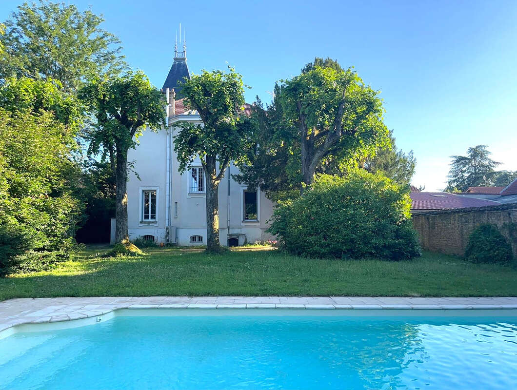 Maison à VILLEFRANCHE-SUR-SAONE