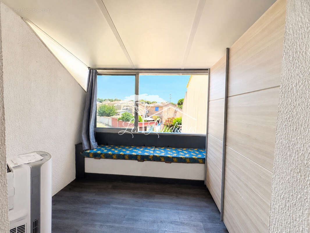 Appartement à LA LONDE-LES-MAURES