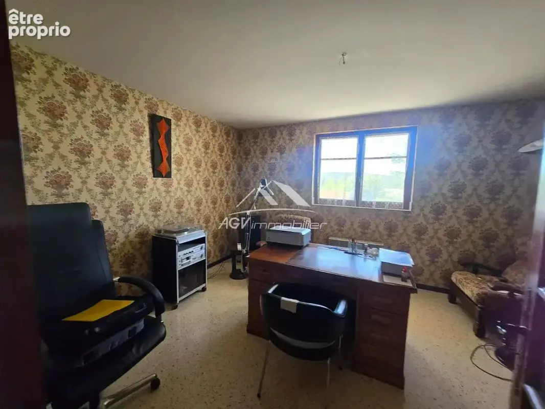 Au calme sur 1252 m² de terrain clos,165m² habitable, 2 logements - photo 10