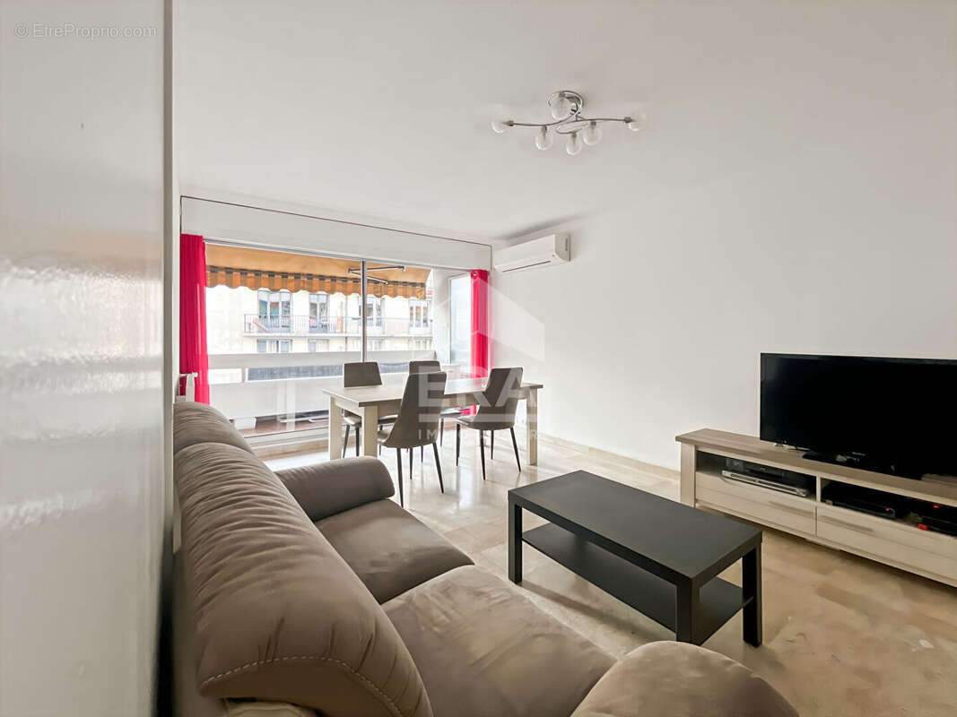 Appartement à MARSEILLE-4E