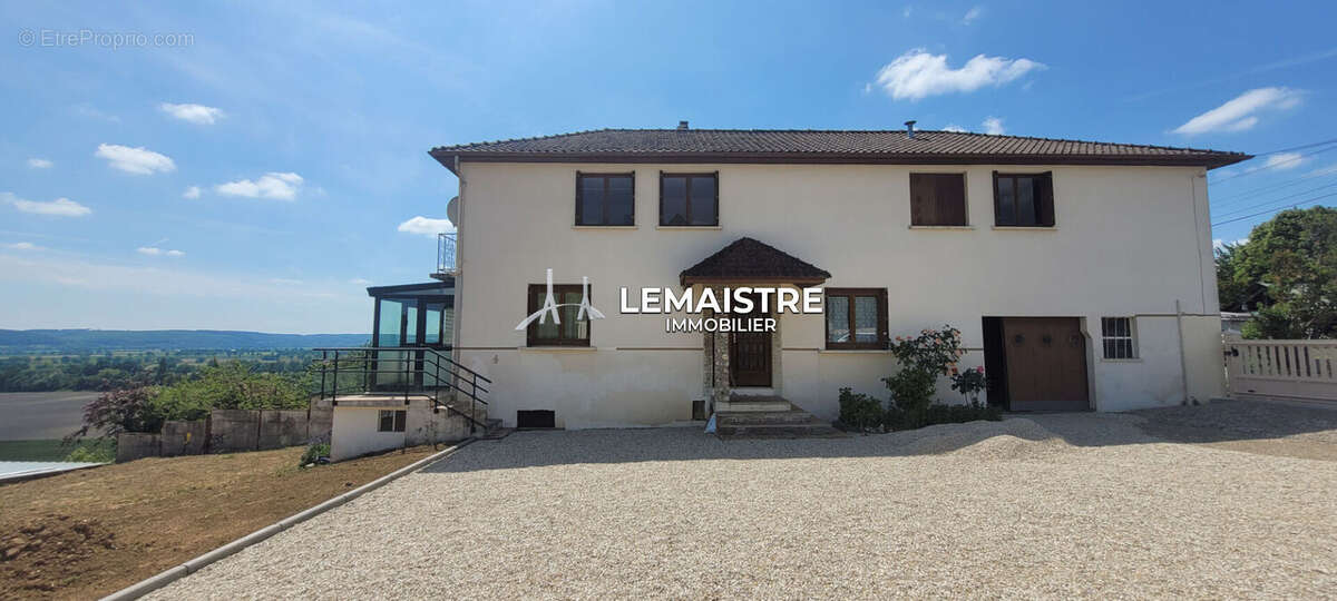 Maison à vendre de 129 m2 - 4 chambres - RIVES EN SEINE - Vue imprenable - photo 2