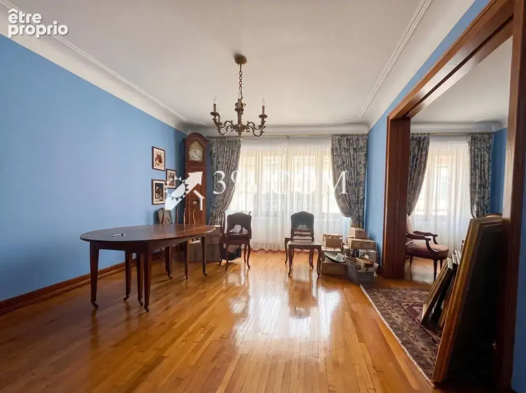 A vendre Grand 5 pièces de 129m2 avec une grande véranda et - photo 2