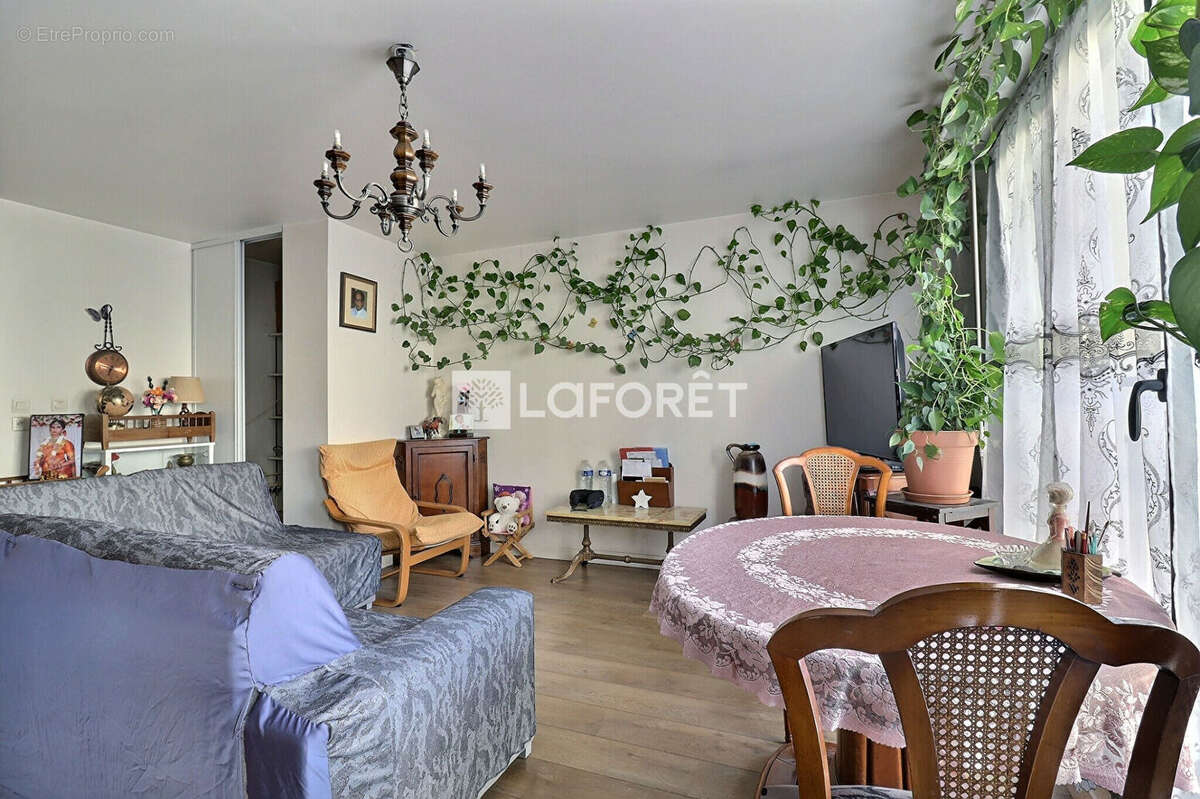 Appartement à SAINT-OUEN