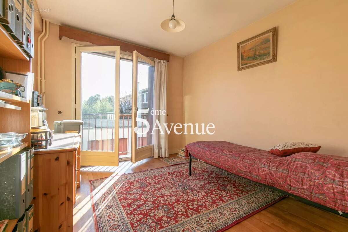 Appartement à SAINT-MAUR-DES-FOSSES