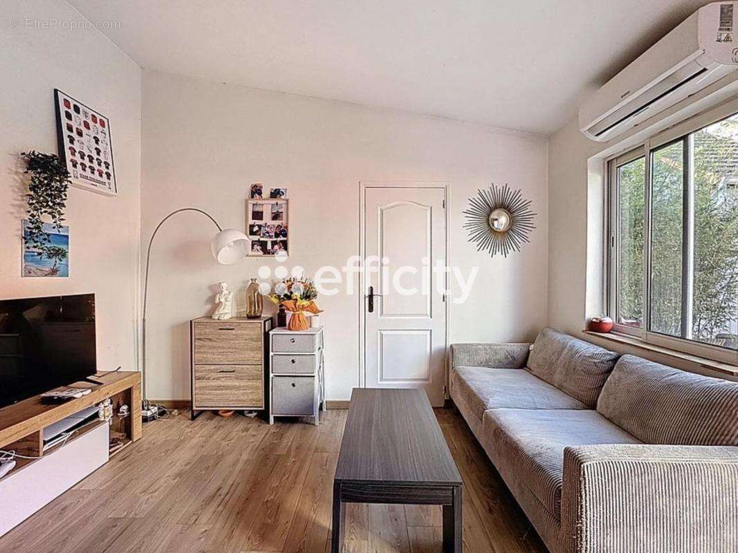 Maison à NEUILLY-PLAISANCE