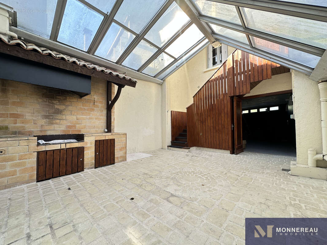 Appartement à BARBEZIEUX-SAINT-HILAIRE