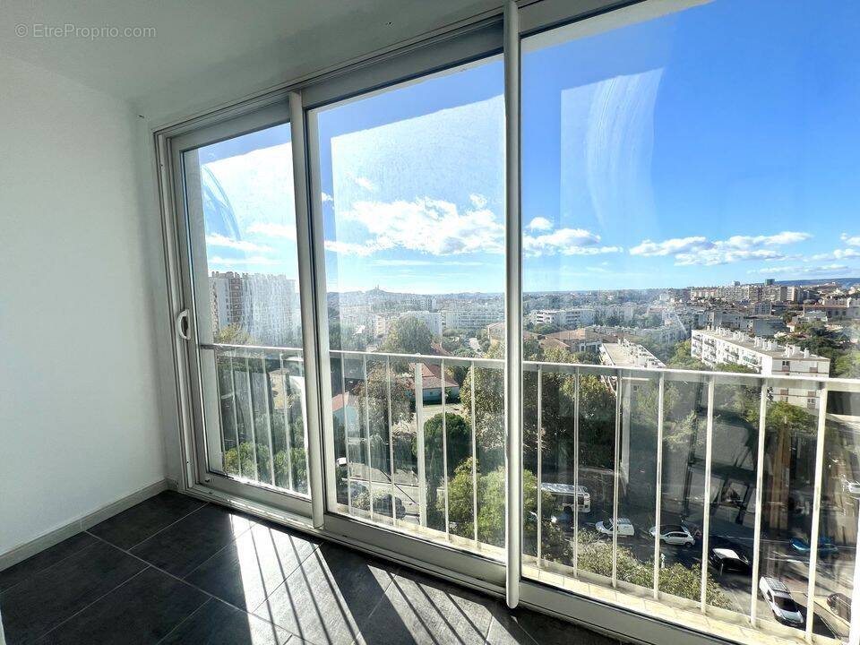 véranda beau soleil clairimmo t4 - Appartement à MARSEILLE-4E