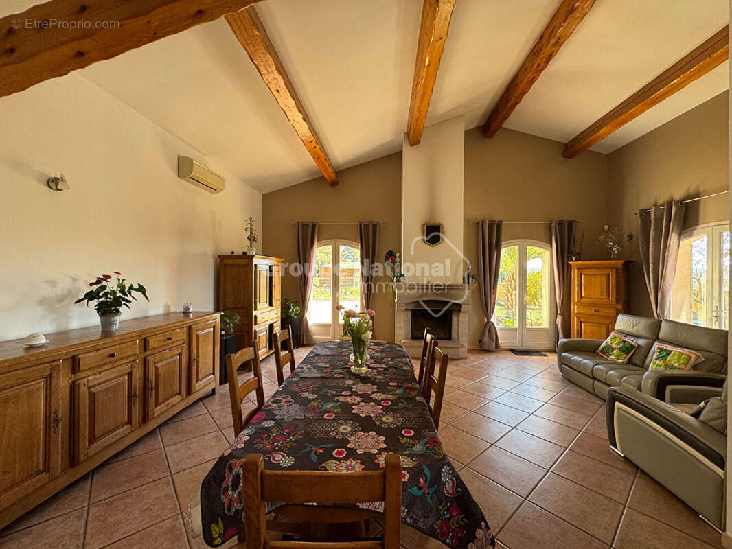 Maison à ENSUES-LA-REDONNE