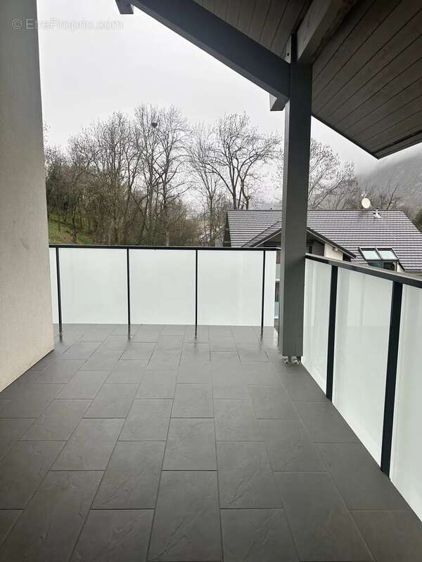 Appartement à SAINT-JEOIRE-PRIEURE