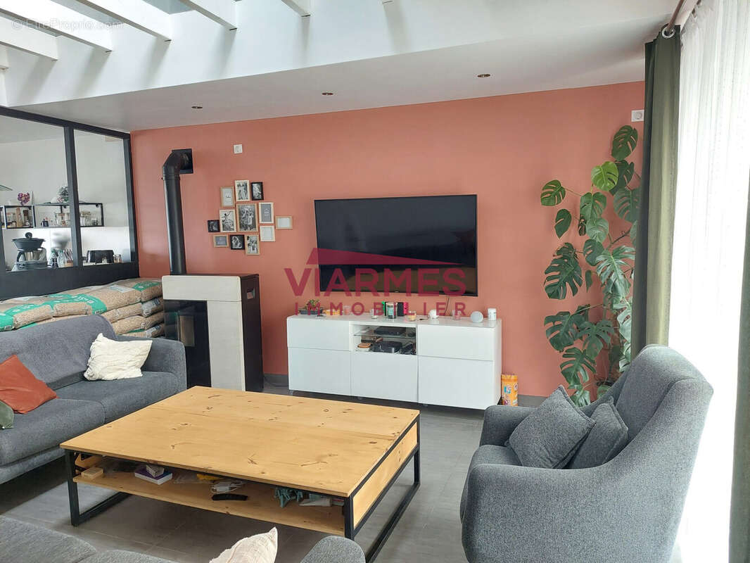 Maison à BELLOY-EN-FRANCE