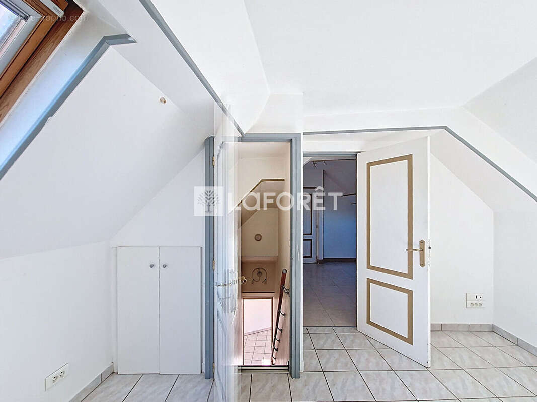 Appartement à FONTENAY-EN-PARISIS