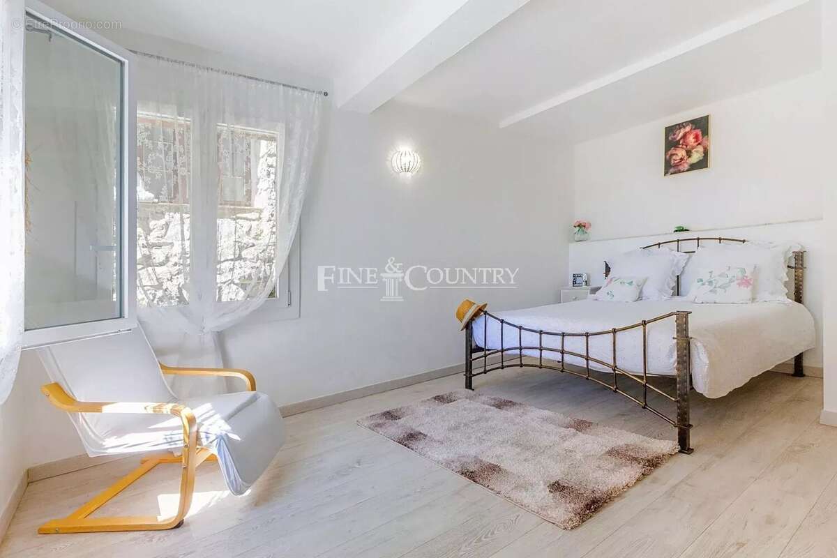 Maison à MONTAUROUX