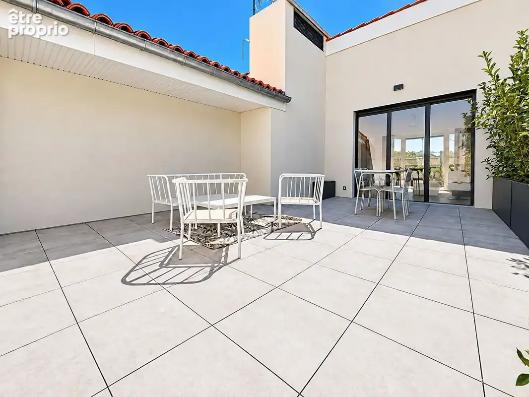 Dernier étage et grande terrasse - photo 3