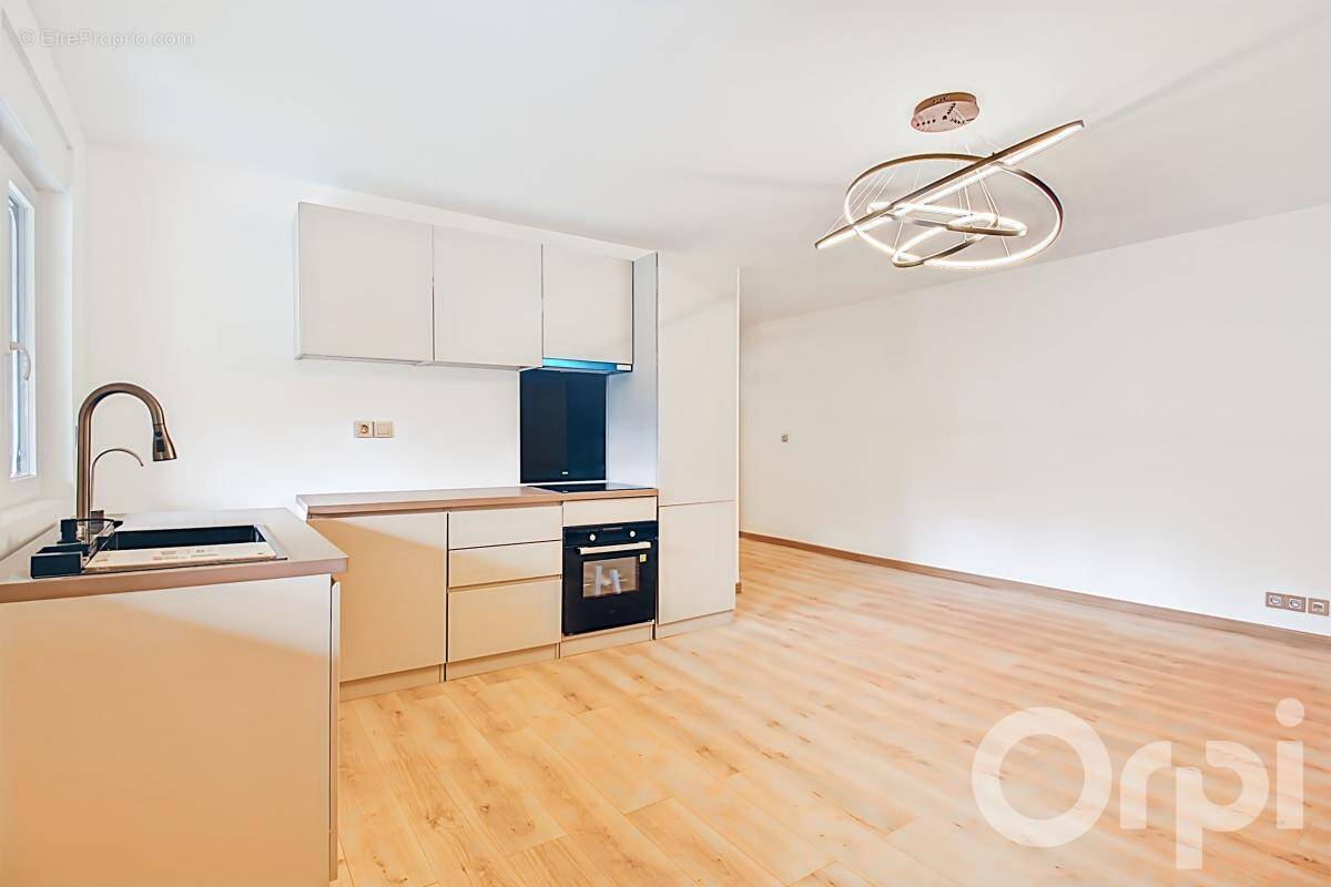 Appartement à MARIGNIER