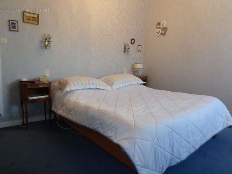 Maison à LA CHAPELLE-JANSON