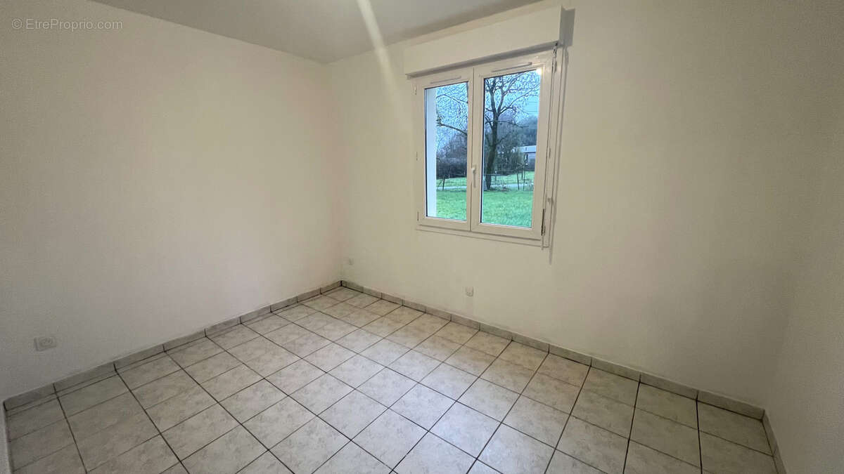 Maison à LA POUEZE