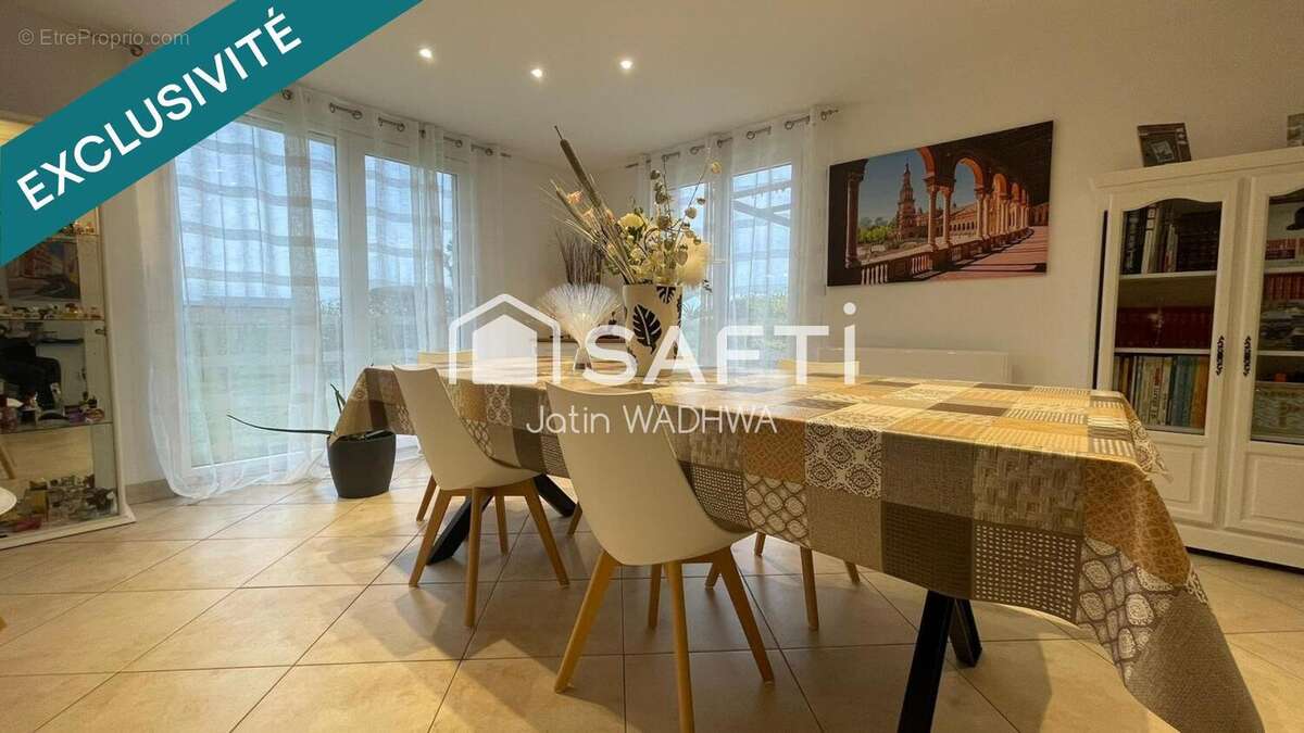 Photo 4 - Maison à LIVRY-LOUVERCY